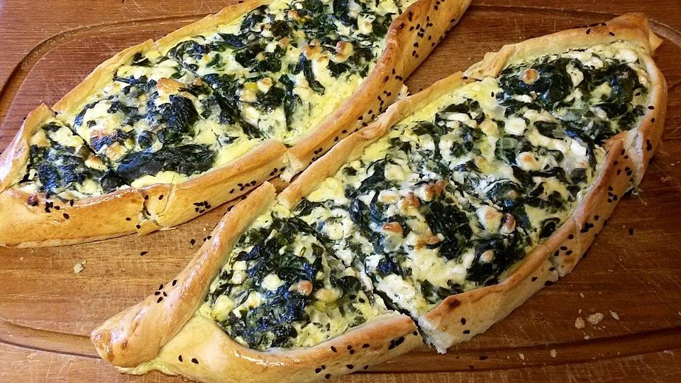 Spinat Pide